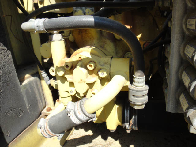 小松120-6E液压泵